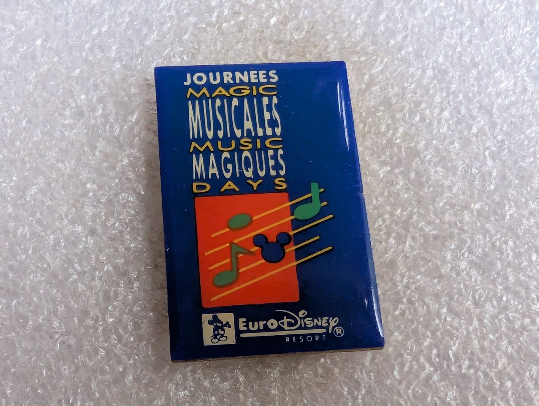 Plaketten & Abzeichen: Ansteckpin 160: Euro Disney – Gebraucht aus Oppligen von Pin-Fall-Shop