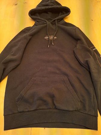 Kapuzenpulli von PIER ONE in der Grösse XS