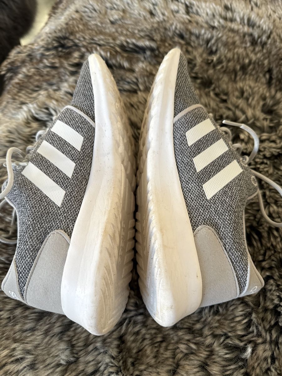 Scarpe da donna: Adidas Cloudfoam Schuhe (39,5) – Usato da Vezia venduto da sidu03 2
