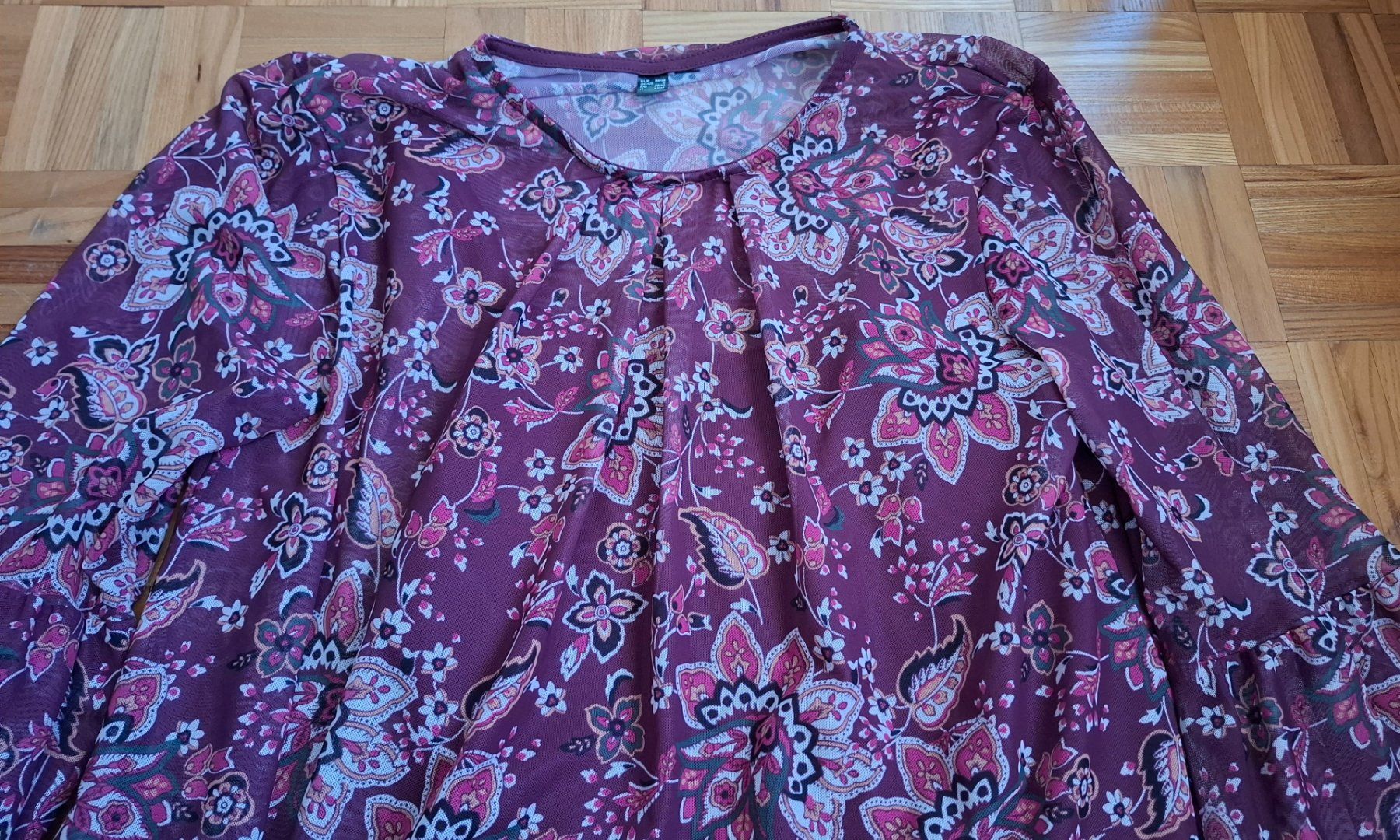 Top: Blouse violette à fleurs/Bluse lila mit Blumenmuster – Nuovo (secondo la descrizione) da Moutier venduto da ant_6dwq 1