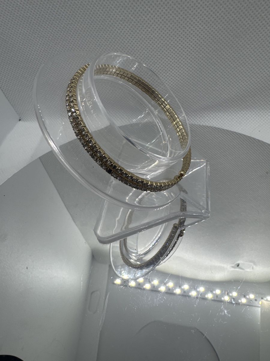Swarovski Armbänder & -reifen: Glitzerndes Goldarmband mit Strasssteinen – Neu (gemäss Beschreibung) aus Kloten von bea_jtl7