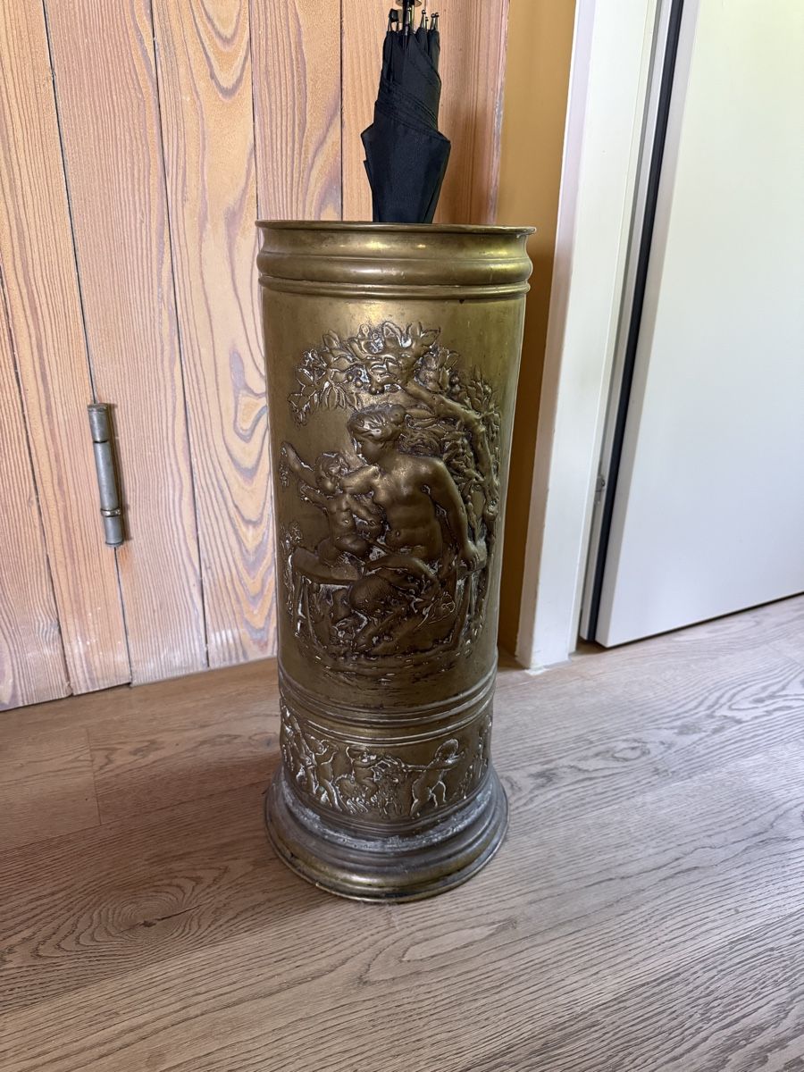 Sonstige Büroeinrichtungen: Antique brass umbrella stand  – Gebraucht aus Oberwil b Zug von sharls22