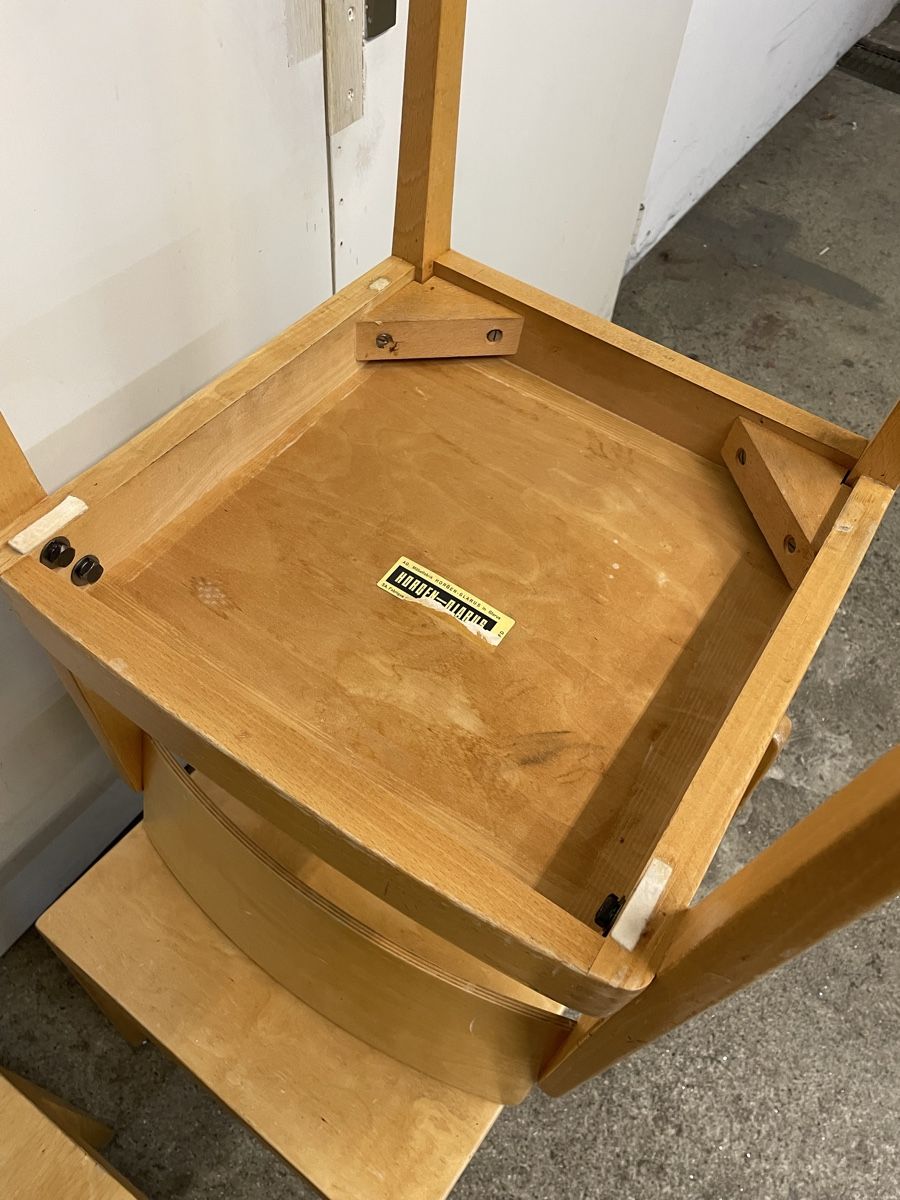 Horgen Glarus Sedie: Stapelstühle Horgen Glarus im 3er in Set – Usato da Basel venduto da M.Secondhand 4