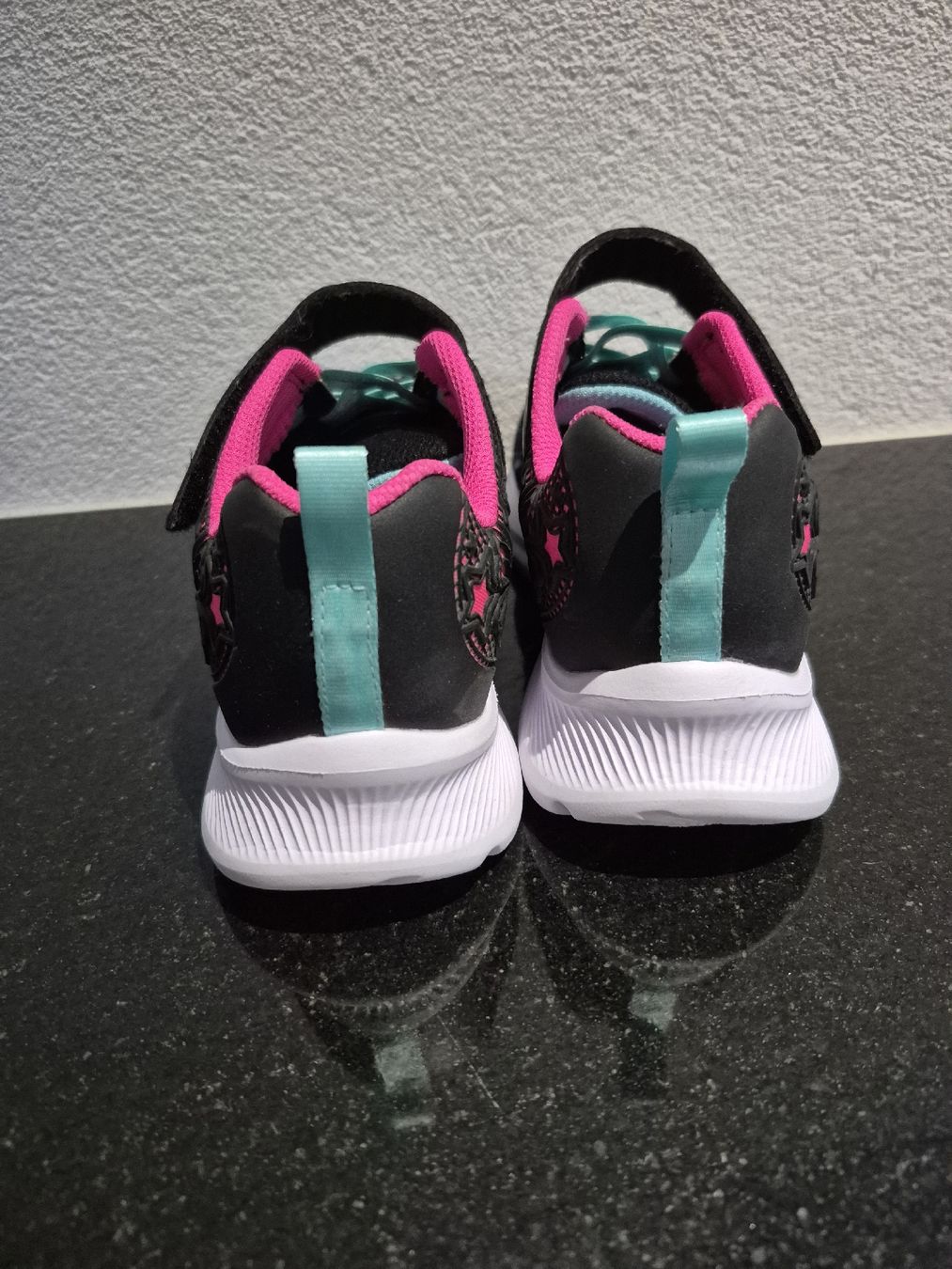 Skechers Schuhe für Jungen: Baskets Skechers  noir rose turquoise taille 35 – Neu (gemäss Beschreibung) aus Belmont-Yverdon von jul_8nw5 3