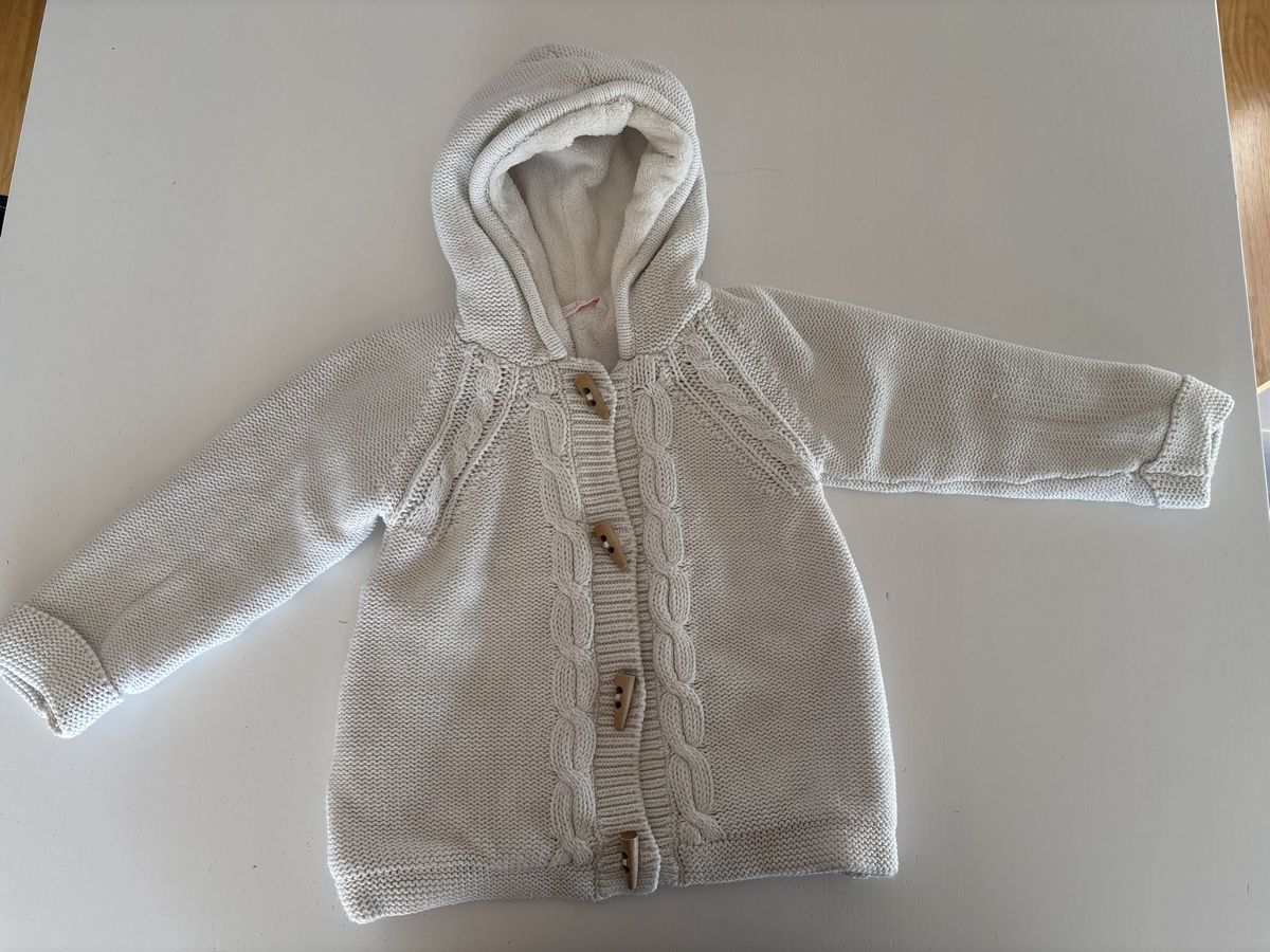 Giacche & Cappotti: Warme Strickjacke grösse 98 – Usato da Wangen an der Aare venduto da Semadeni13
