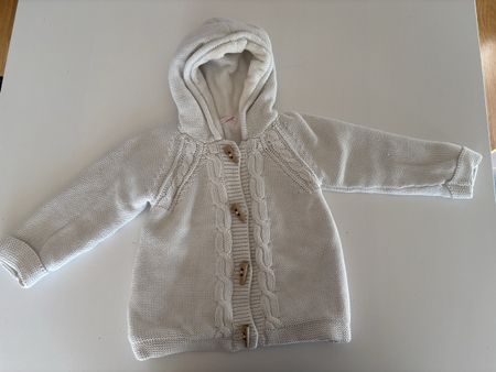 Warme Strickjacke grösse 98