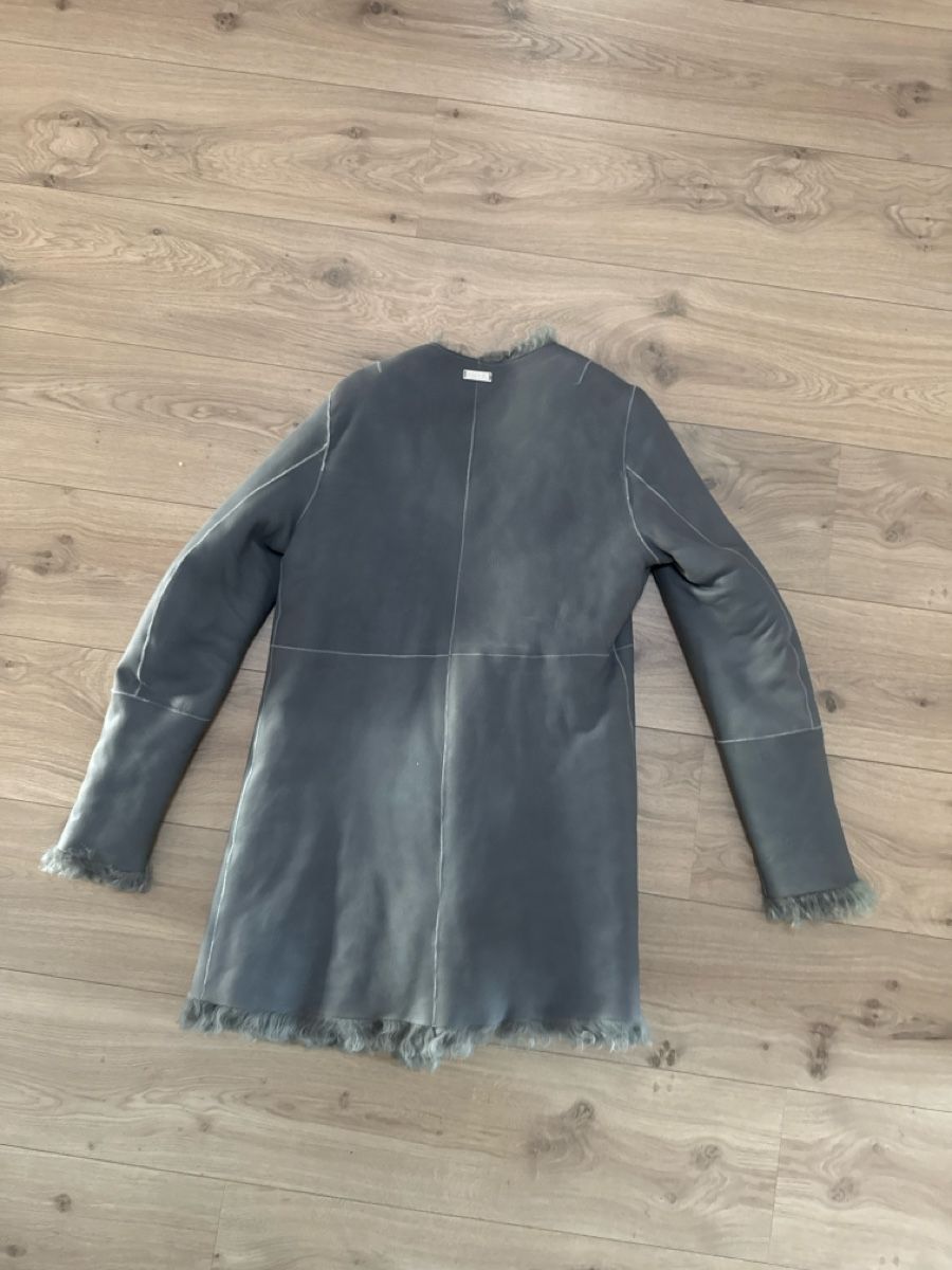 Cappotti: Grauer Utzon Lammfellmantel, Gr. 36 - reversible – Usato da Küttigen venduto da evelineh04 4
