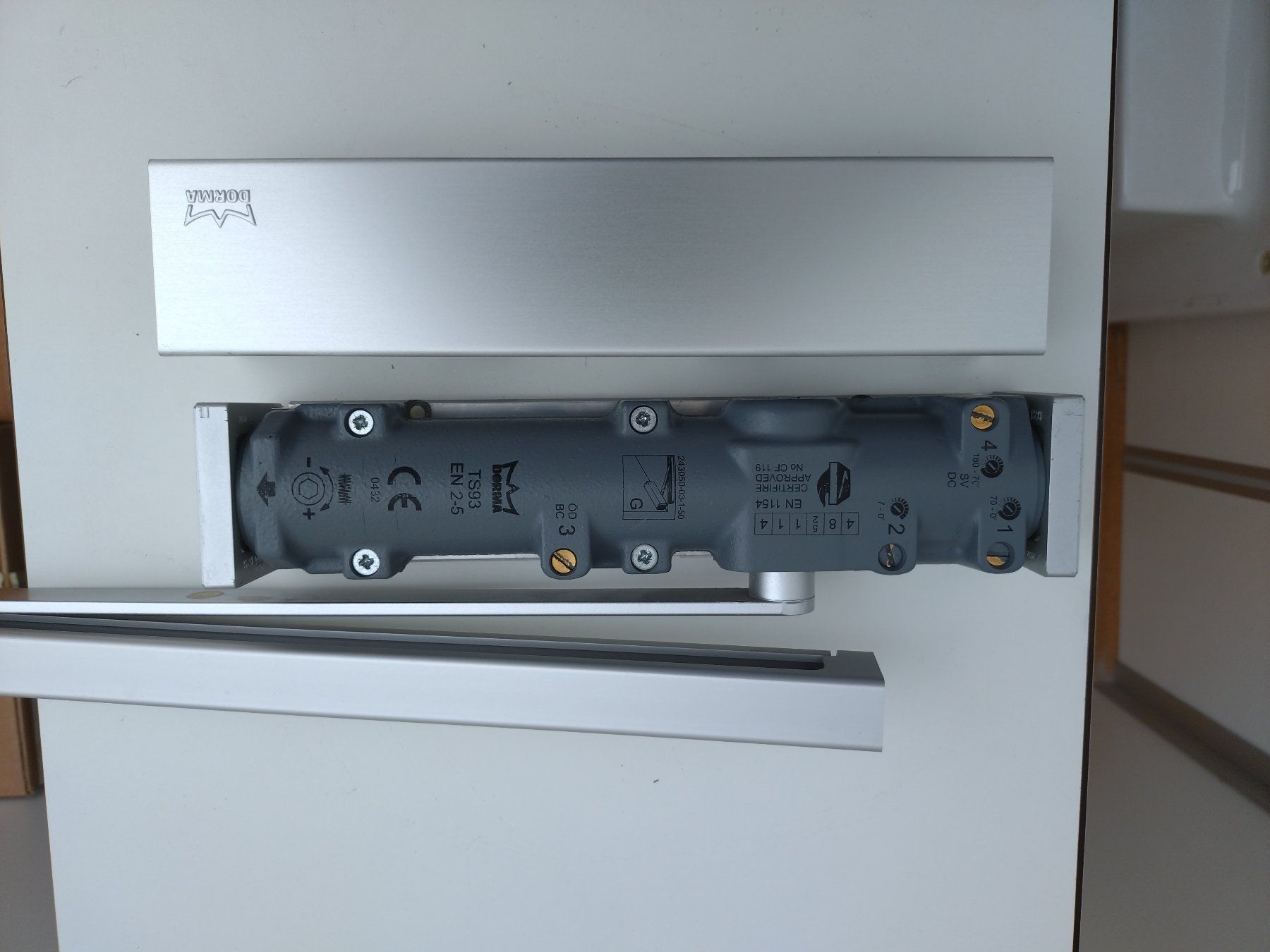 Ferramenta: Dorma Türschliesser TS 92 oder 93 Top Zustand – Usato da Steinhausen venduto da _Bergler_ 8