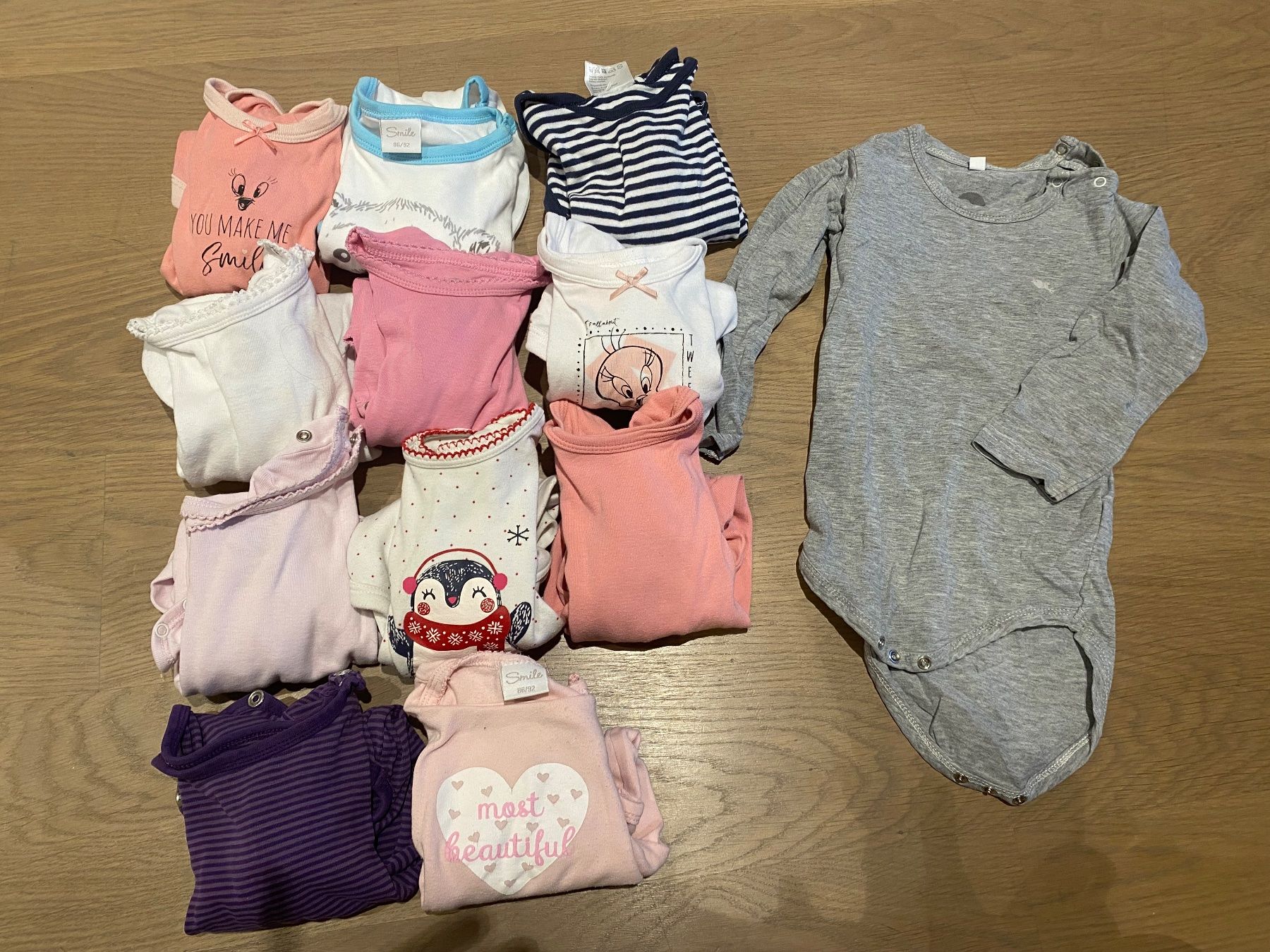 Lotti & Set di vestiti: Mädchen Kleiderpaket Grösse 86 – Usato da Alpnach Dorf venduto da Fengeli 9