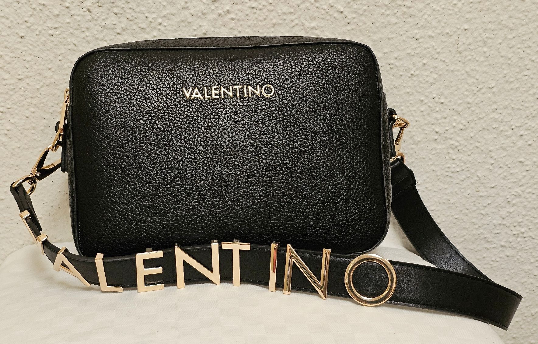 Mario Valentino Tasche