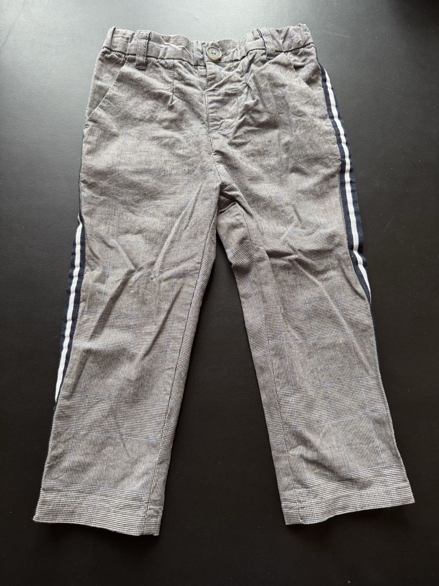 Hosen: Hose Gr. 86/92 und der Sportanzug – Gebraucht aus Ettenhausen TG von phi_2nym 4