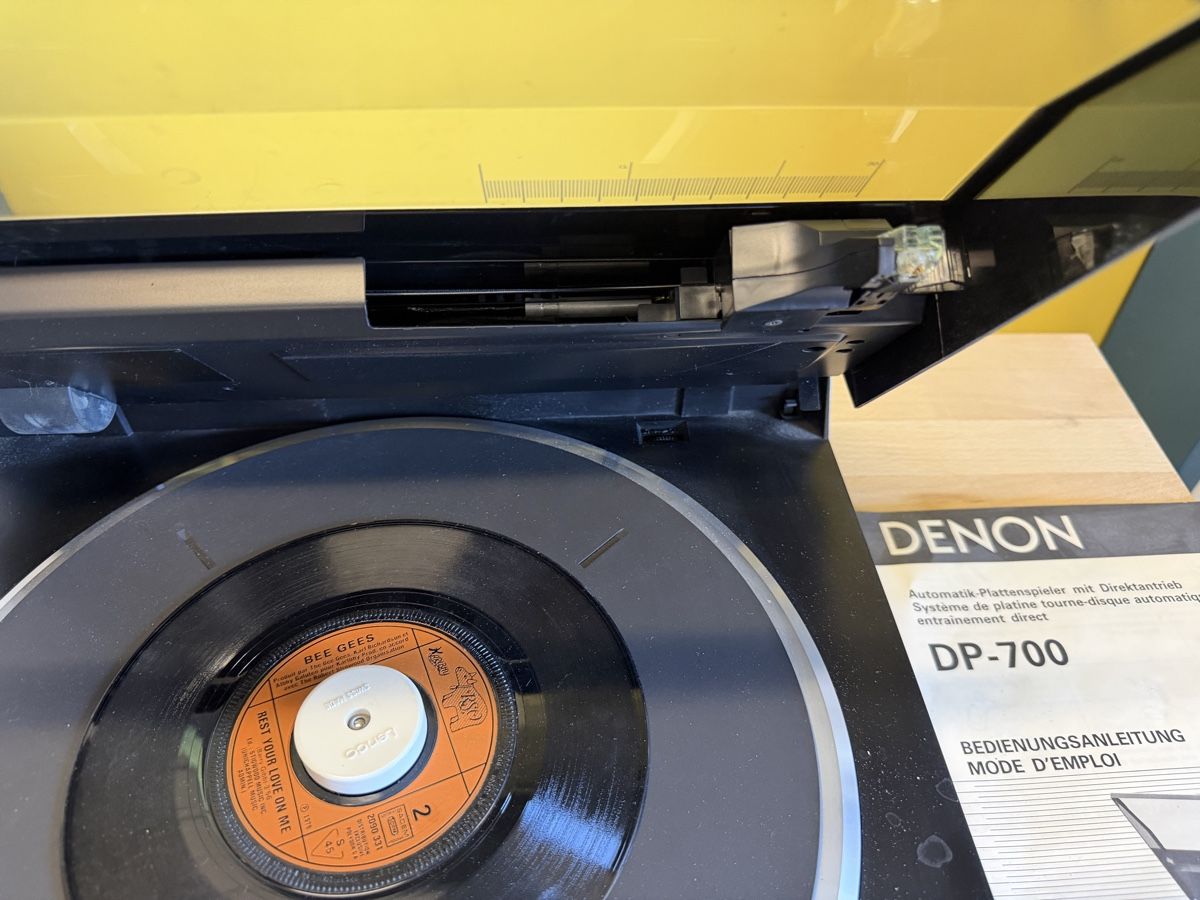 Denon Giradischi: DENON DP-700 Plattenspieler Direktantrieb Automatic  – Usato da Strengelbach venduto da RaenAntikDesign 2
