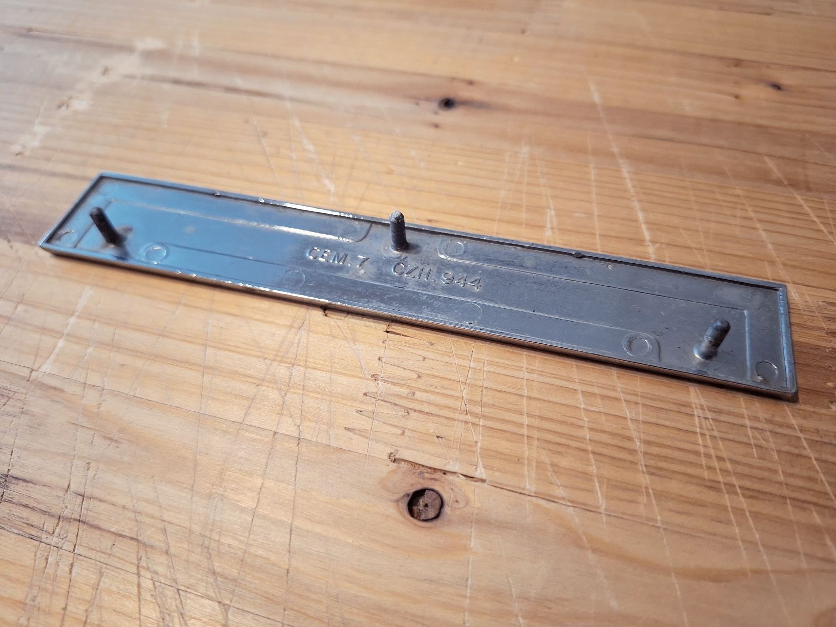Mini Tutti pezzi di ricambio auto: Mini Clubman Estate Emblem – Usato da Triesen venduto da BLACKSHEEP75 4