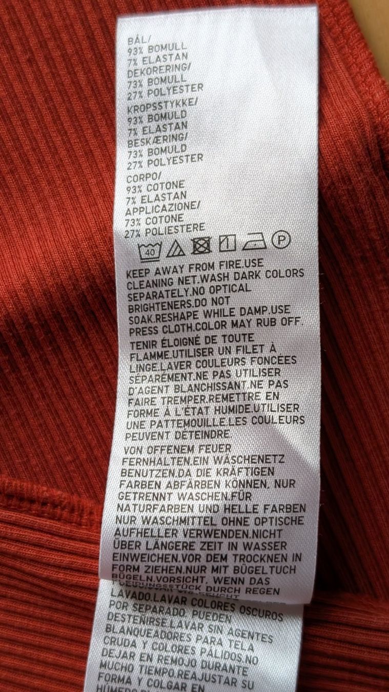 Top: UniQlo NEU TOP Gr. M – Nuovo e nell'imballaggio originale da Thalwil venduto da kat_d85f 2