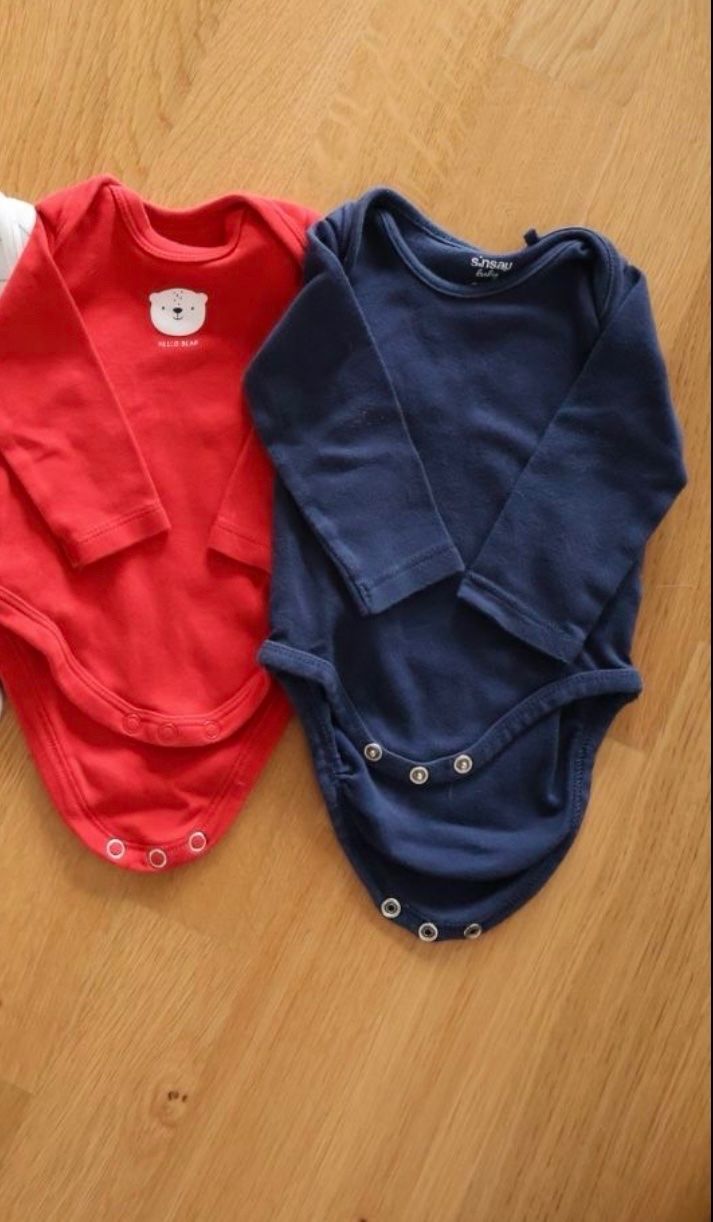 Lotti & Set di vestiti: Lot 2 bodys bébé 3M – Usato da Morges venduto da cla_l2kk 1