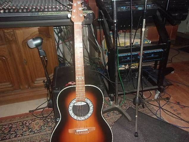 Strumenti musicali: Ovation  USA – Usato da Brittnau venduto da hei_7jdk