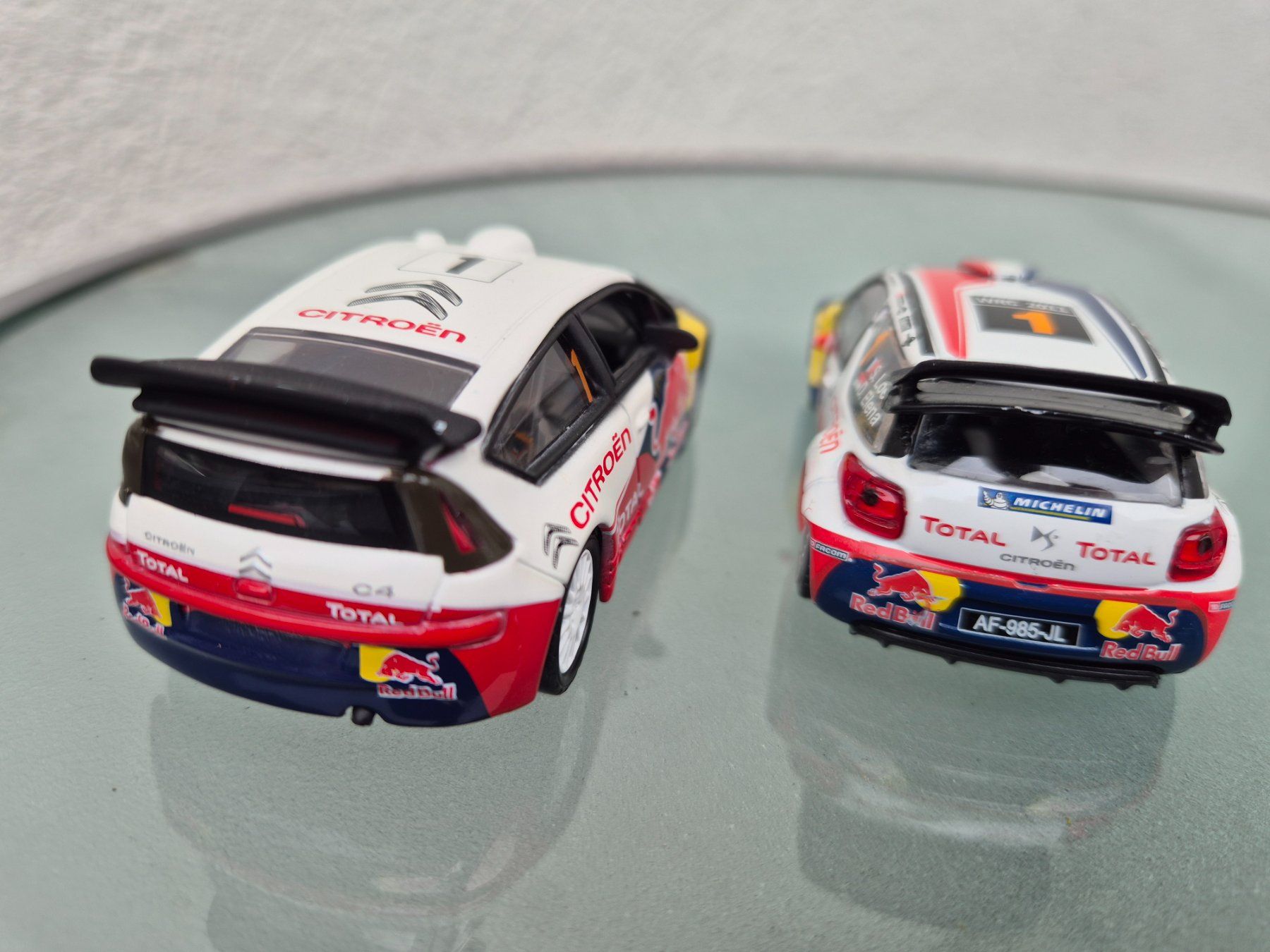 Citroën Modellini d'auto: Citroen DS und C4 Red Bull 1:43 – Usato da Oberbuchsiten venduto da laffite54 6
