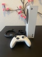 Xbox Series S Konsole mit Controller