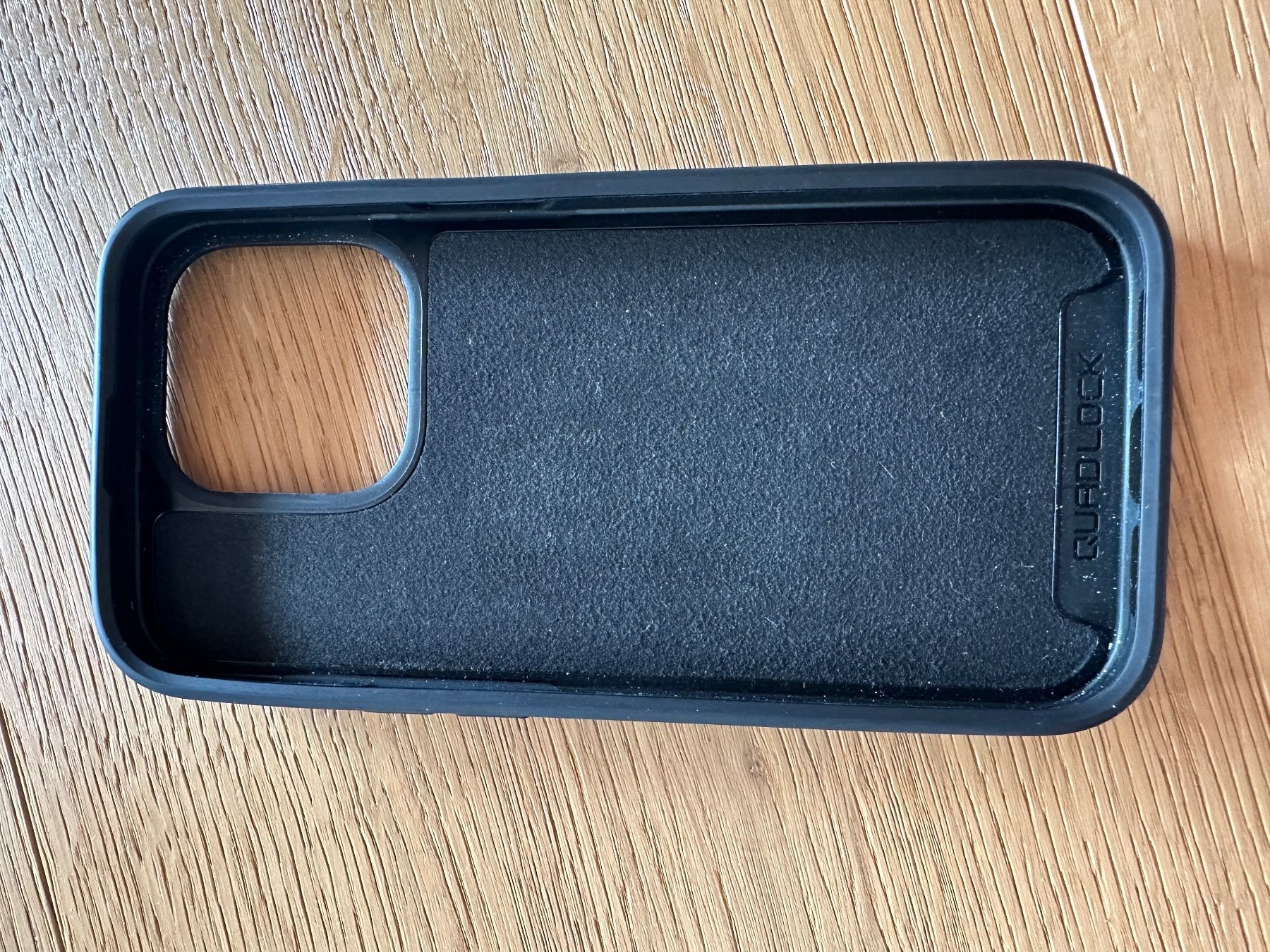 Quad Lock Coques & Protection écran: Quad Lock Case Apple iPhone 14 Pro – D'occasion à Disentis/Mustér par Kjh 1