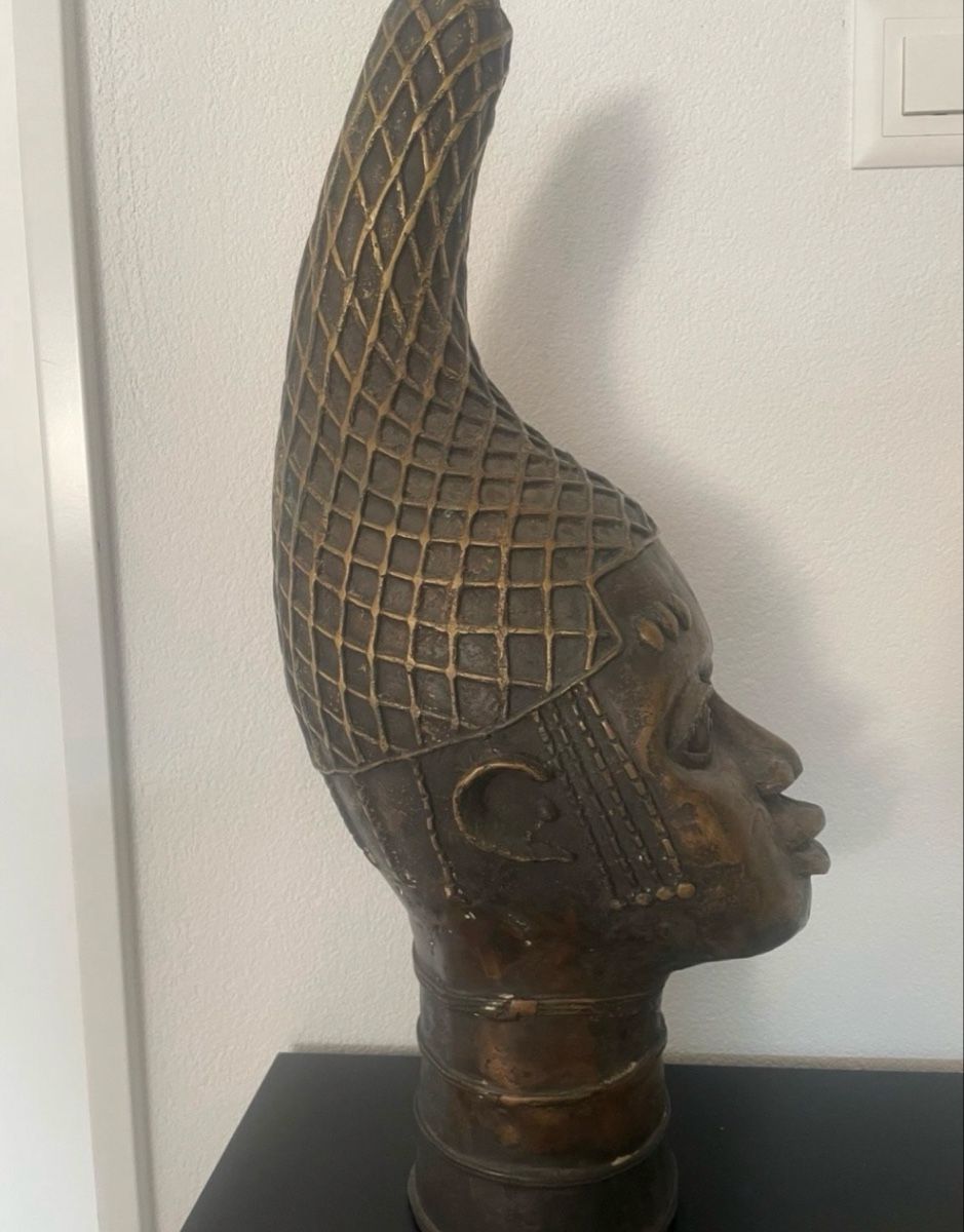 Statuette: Afrikanische Bronze der Benin 60 cm – Usato da Lausen venduto da artehome 2