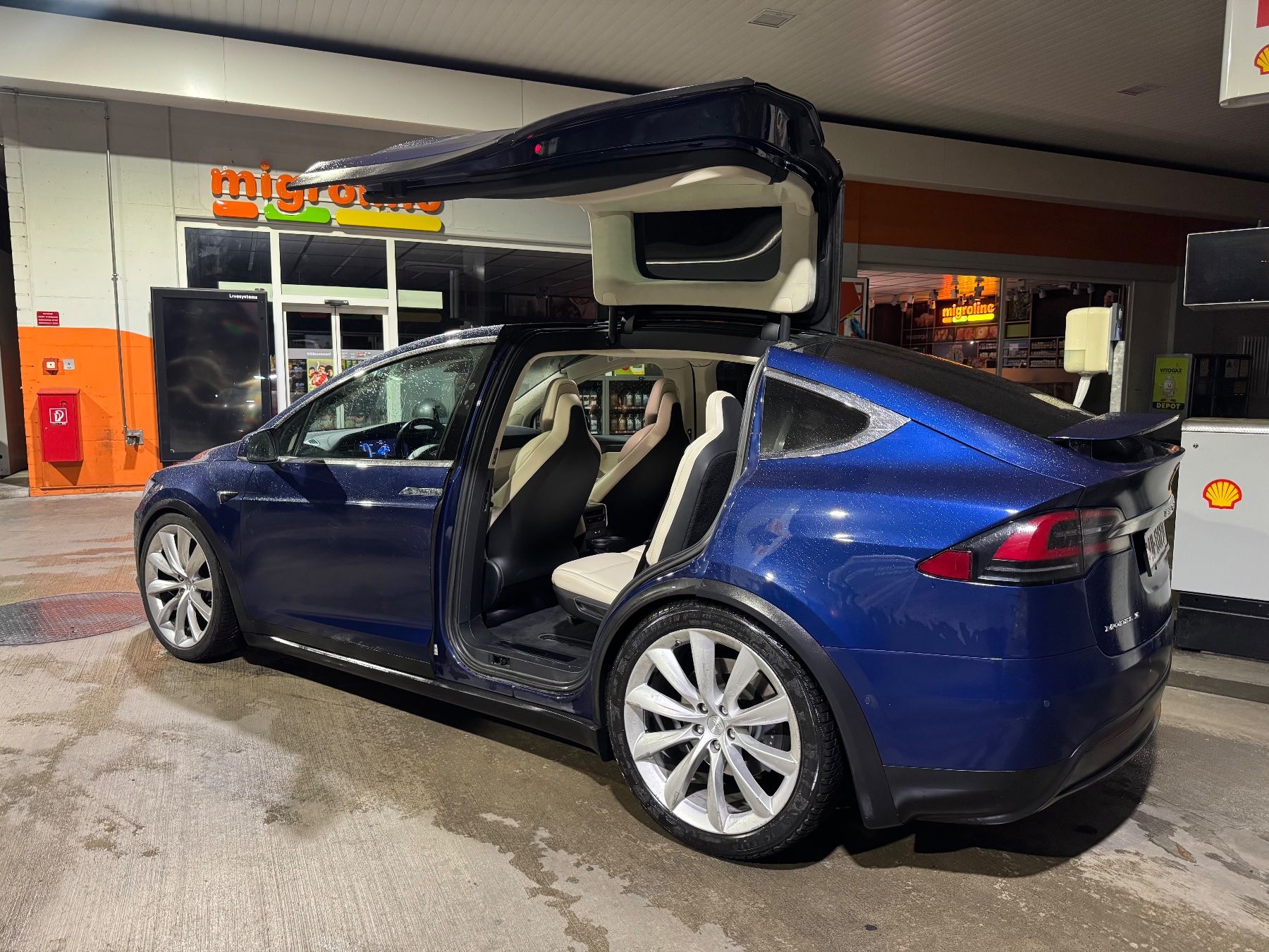Tesla Automobili: Tesla Model X 100 D 7 Plätzer sehr selten – Usato da Nebikon venduto da kau_2bfl 2