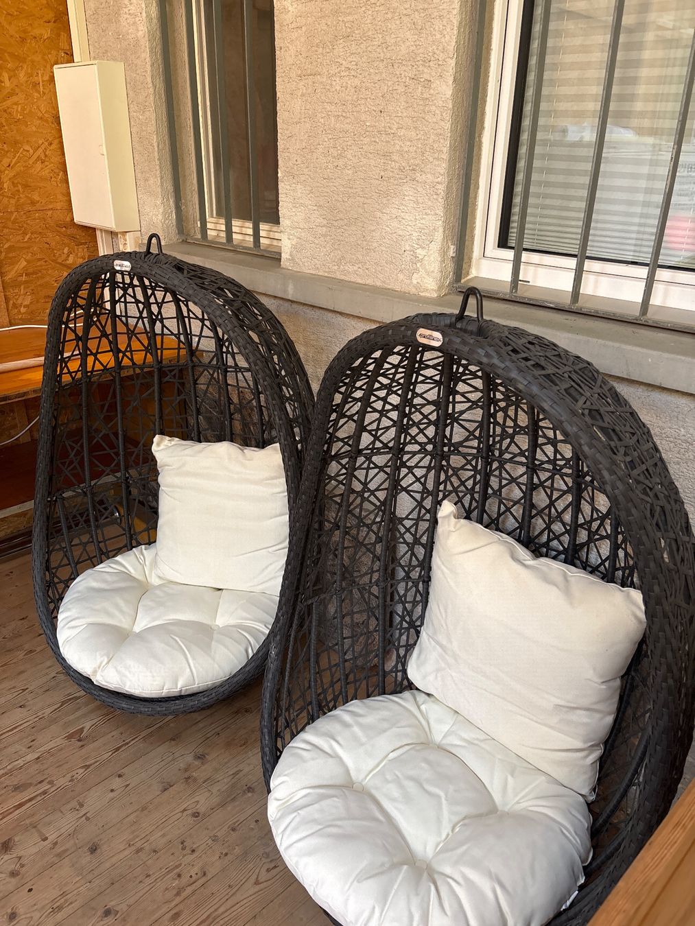 Poltrone pensili da giardino: Schwarze Hängesessel, neuwertig, super bequem! – Nuovo (secondo la descrizione) da Agasul venduto da Kathrin_jasmin 1