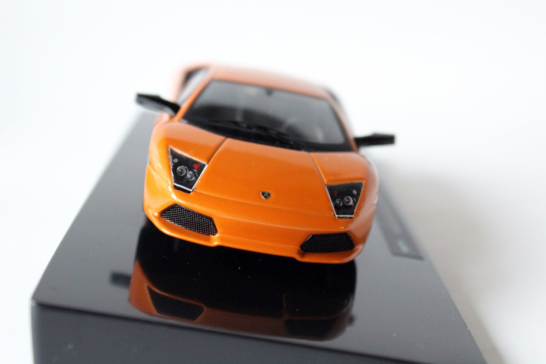 Hot Wheels Modellini d'auto: HOT WHEELS Modellauto 1:43 - Lamborghini Murcielago – Nuovo e nell'imballaggio originale da Roggwil BE venduto da DEGI_TOYS 1