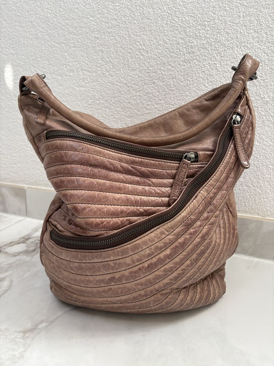 FredsBruder Borse da donna: Tolle Ledertasche FredsBruder – Usato da Estavayer-le-Lac venduto da Mimmy02