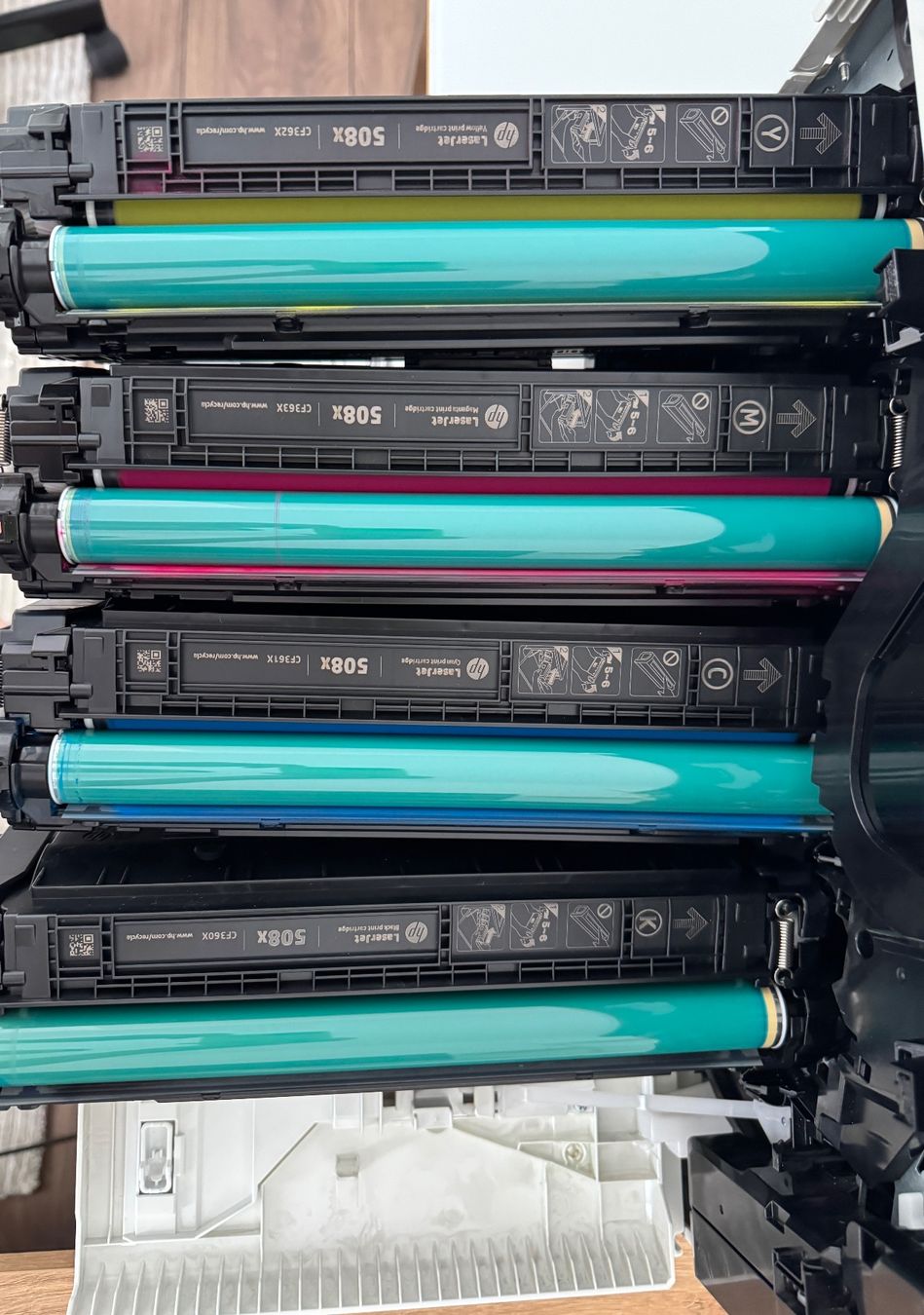 Hewlett Packard Stampanti: HP Color LaserJet Enterprise M552 – Usato da Hildisrieden venduto da SneedElCastro 5
