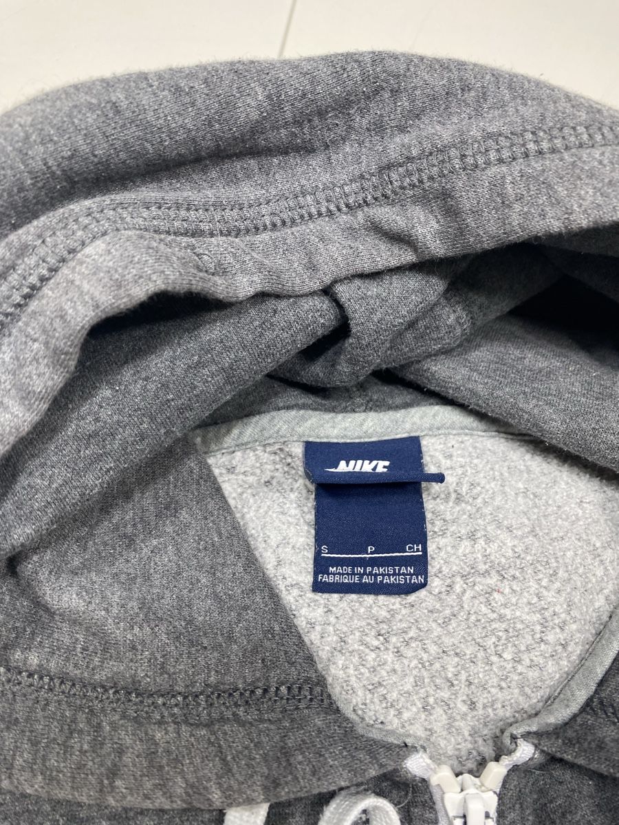 Nike Jacken: Nike Jäckli – Gebraucht aus Opfikon von Luis144 4