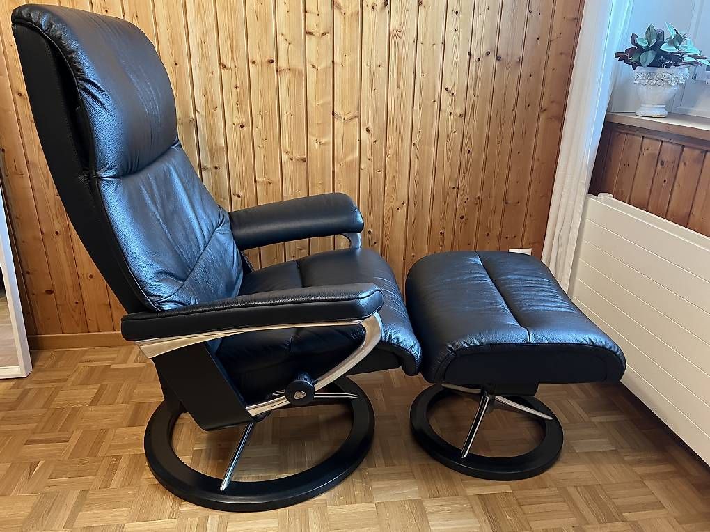 Poltrone: Stressless "Paul" mit Hocker – Usato da Waldstatt venduto da haa_rg9w