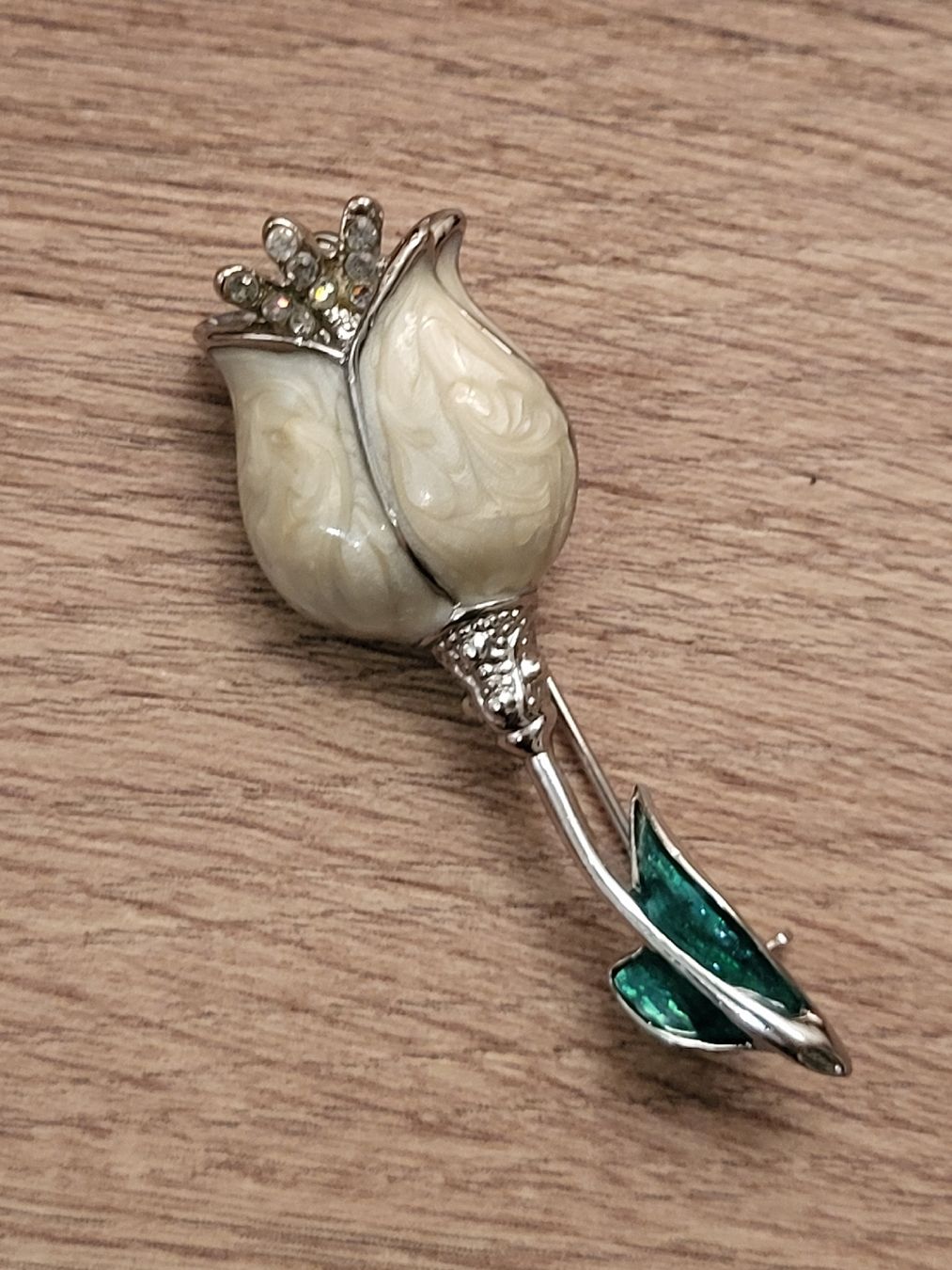 Spille & Fermagli: Weisse Vintage Tulpe Brosche mit Strass – Usato da Allschwil venduto da Uhrenbinz 2