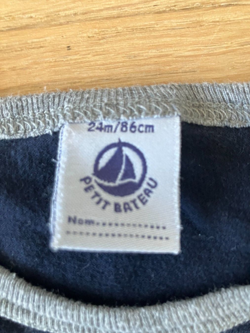 Maglioni & Felpe: Langarmshirt Petit Bateau Gr. 86 – Usato da Zürich venduto da tscherel 1