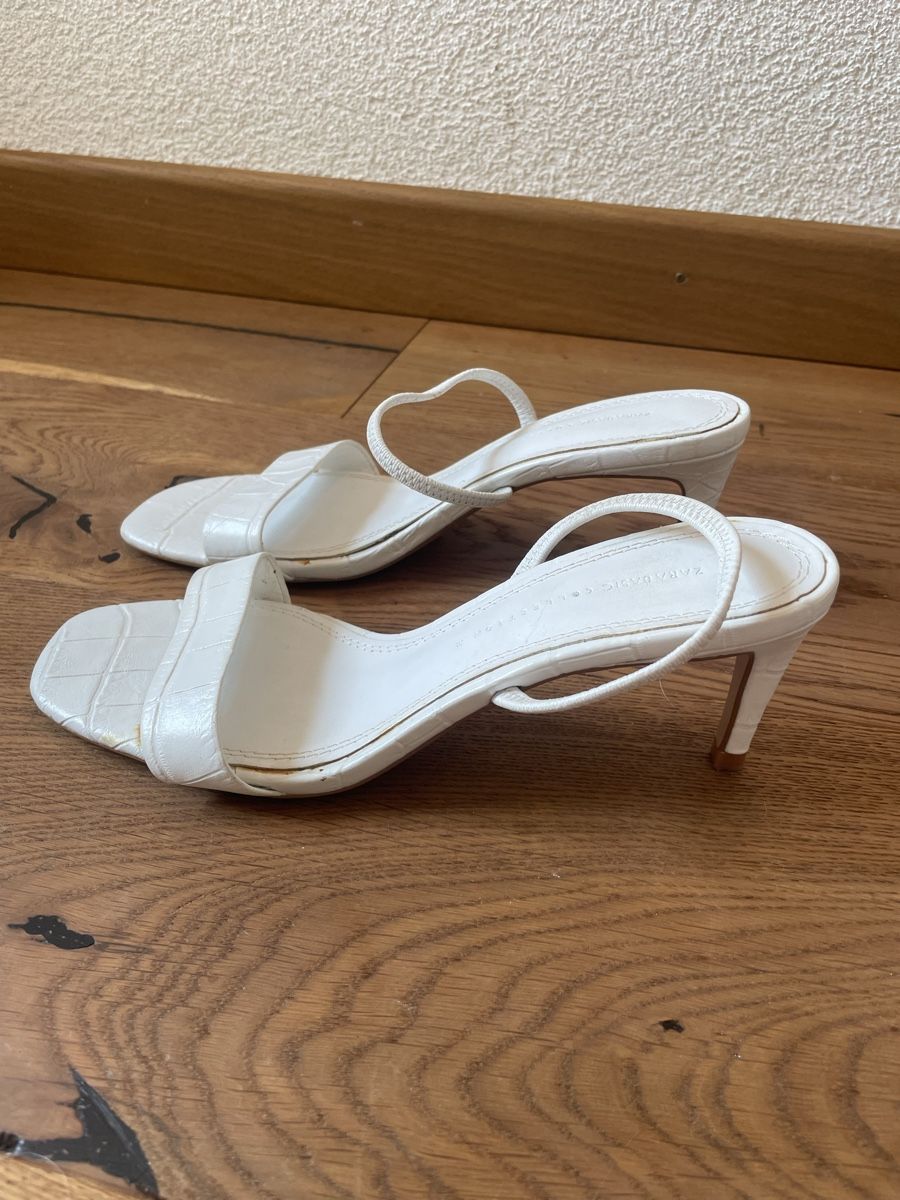Zara Scarpe da donna: Zara heeled sandals, white, size 39. – Usato da Roche VD venduto da closetcleanse 5
