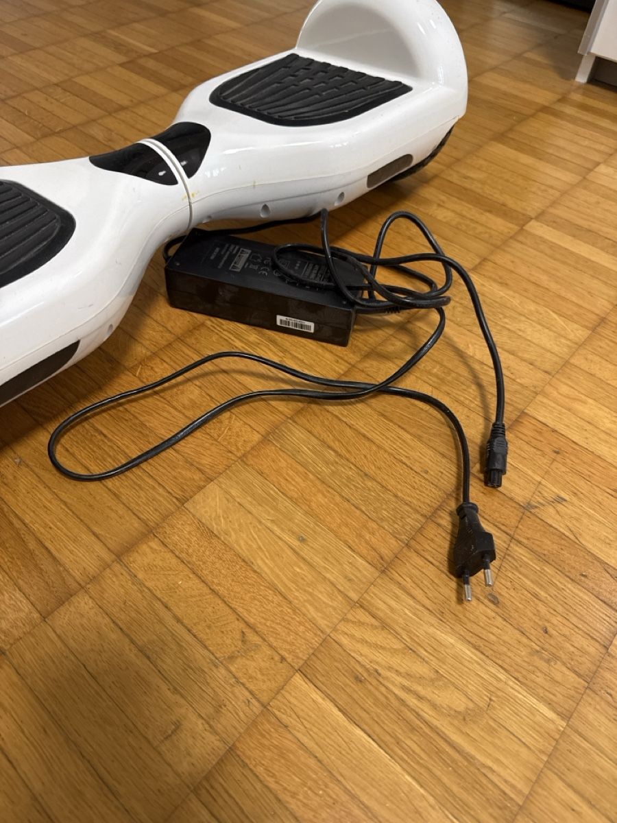 Hoverboards: Hoverboard Weiss  – D'occasion à Gwatt (Thun) par ala_5d8x 2