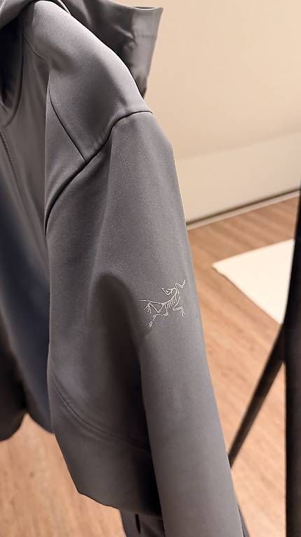 Giacche: Arcteryx Sawyer Hoody M / Softshell  – Usato da Zufikon venduto da Nico5621 2