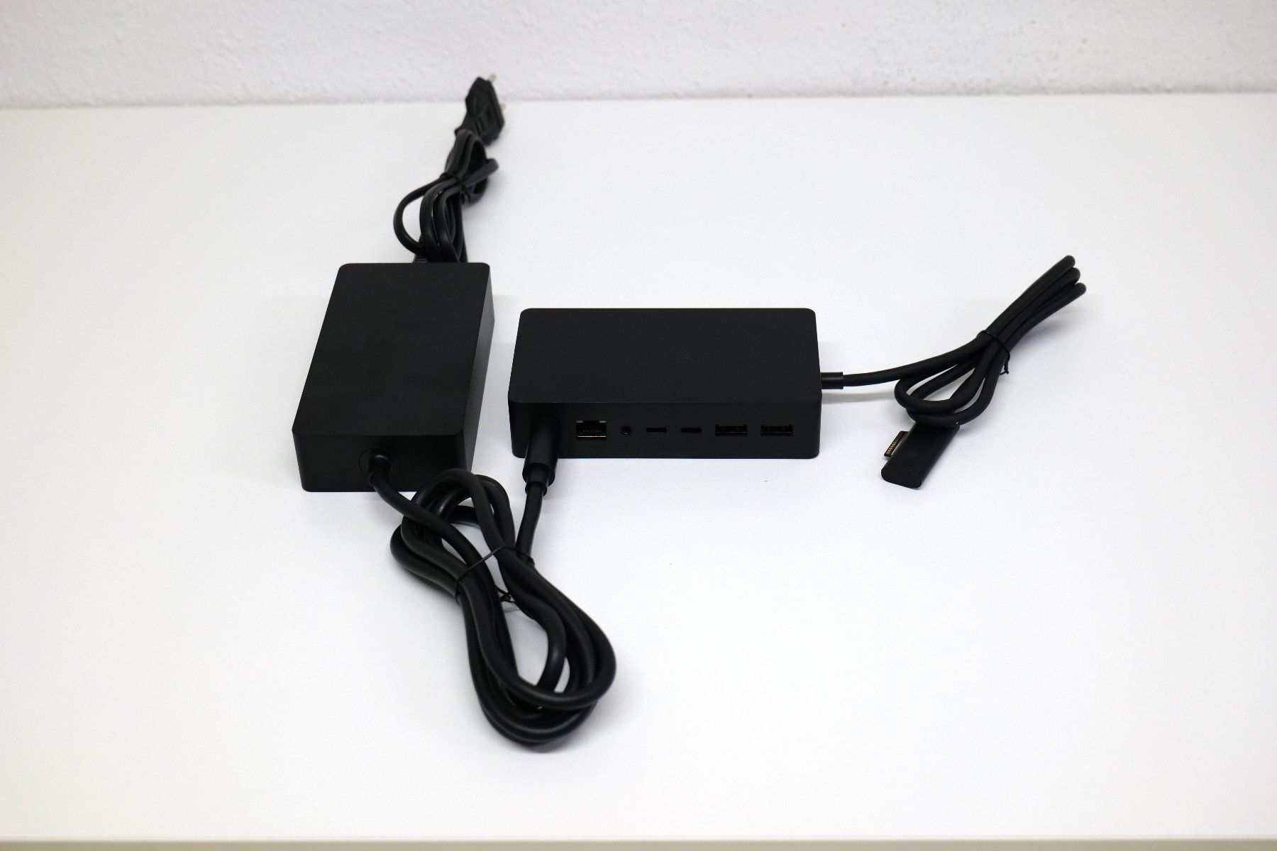 Microsoft Dockingstation: Microsoft Surface Dock 2, Dockingstation – Gebraucht aus Unterkulm von nmz
