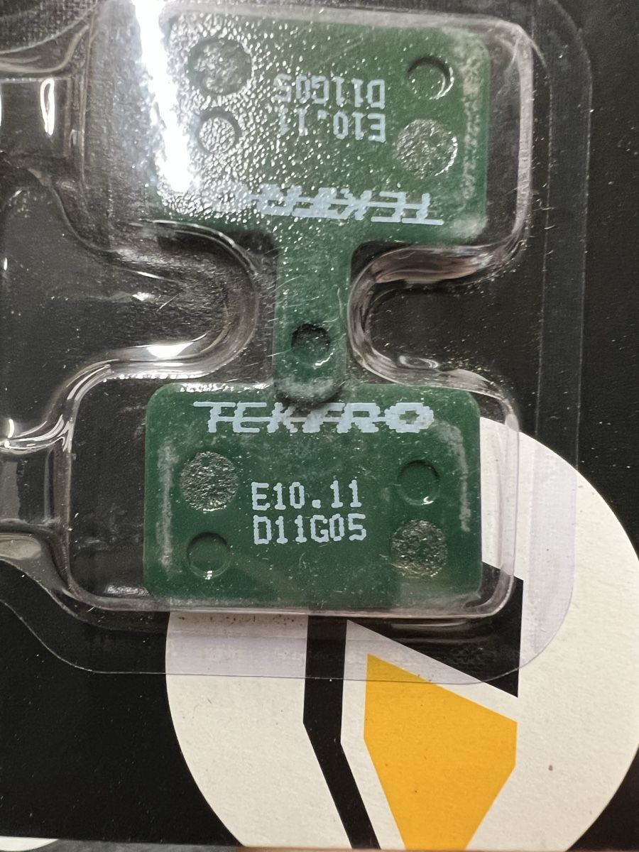 Pezzi di ricambio: Tektro E10.11 Disc Bremsbeläge – Nuovo e nell'imballaggio originale da Roggwil BE venduto da and_sl26 1