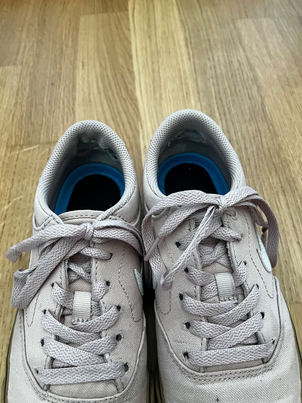 Nike Scarpe da donna: Nike Schuhe, Canvas | Gr. 38.5 – Usato da Zürich venduto da corinne.nussbaumer20 3