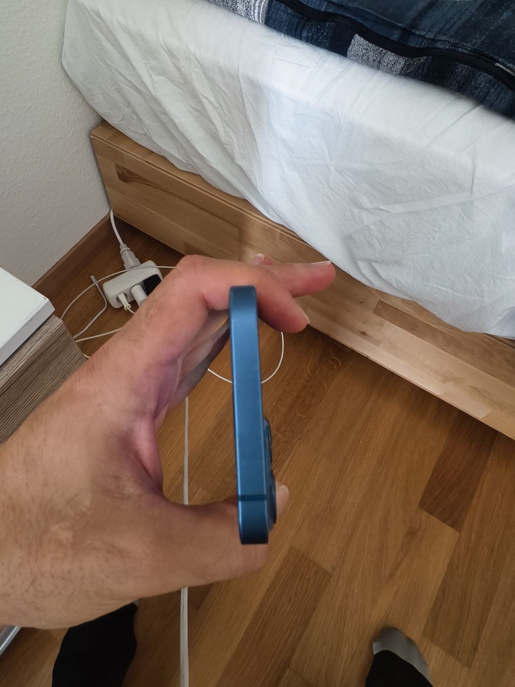 Apple Telefoni cellulari / Smartphones: iphone 13 bleu 128gb  – Usato da Lausanne venduto da Mistibiche09 5