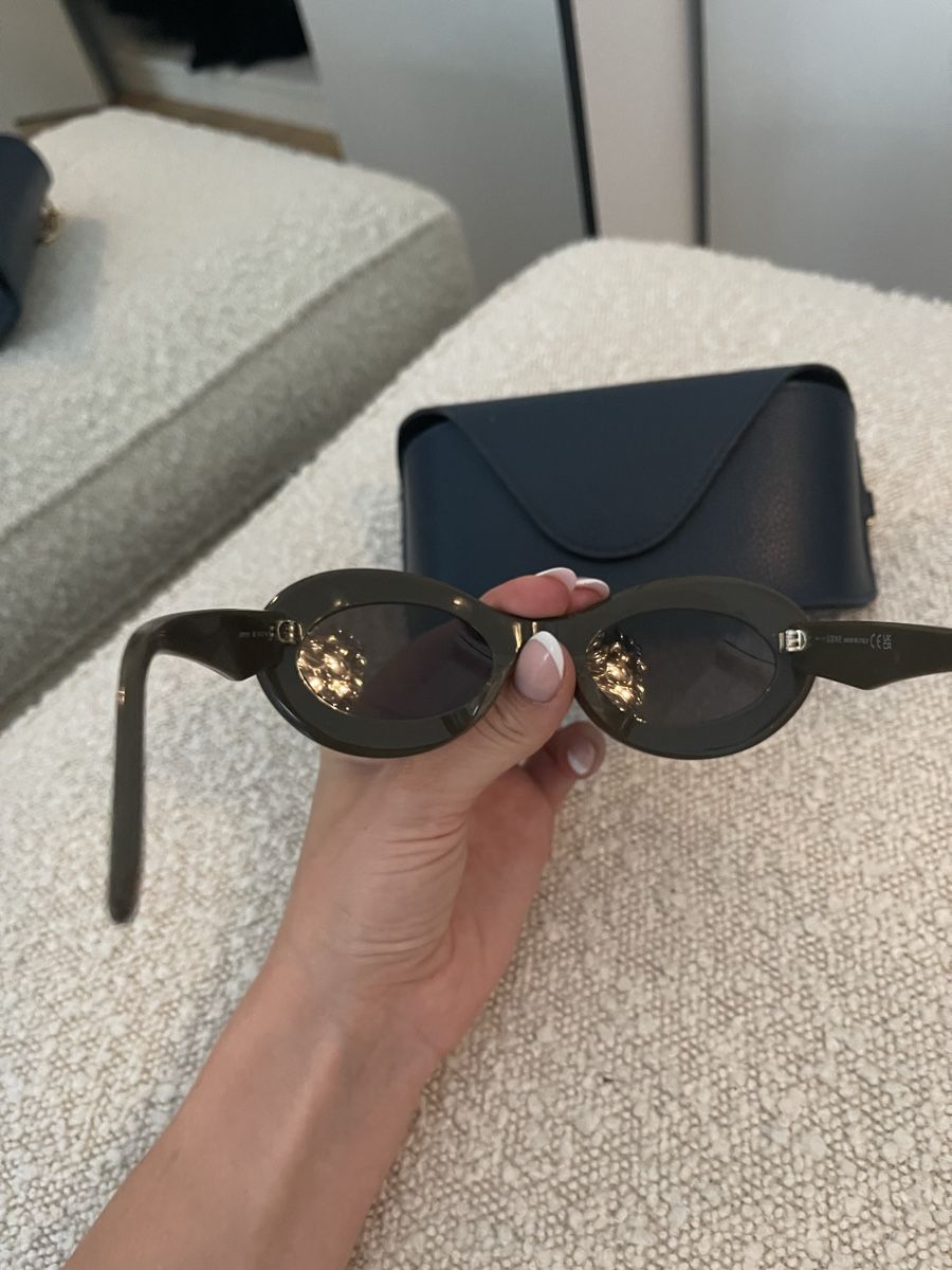 Loewe Occhiali & Lenti: Elegante Loewe Sonnenbrille mit Etui – Usato da Horgen venduto da JPR911 3