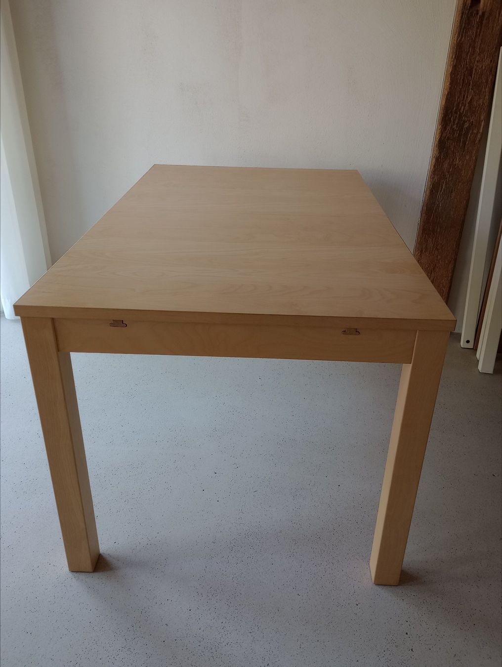 Ikea Tavoli: Esstisch holz ausziehbar – Usato da Brüttisellen venduto da ali_jlc7