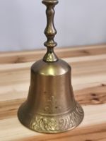  Vintage Tischglocke aus Messing mit Relief-Verzierung(A75)