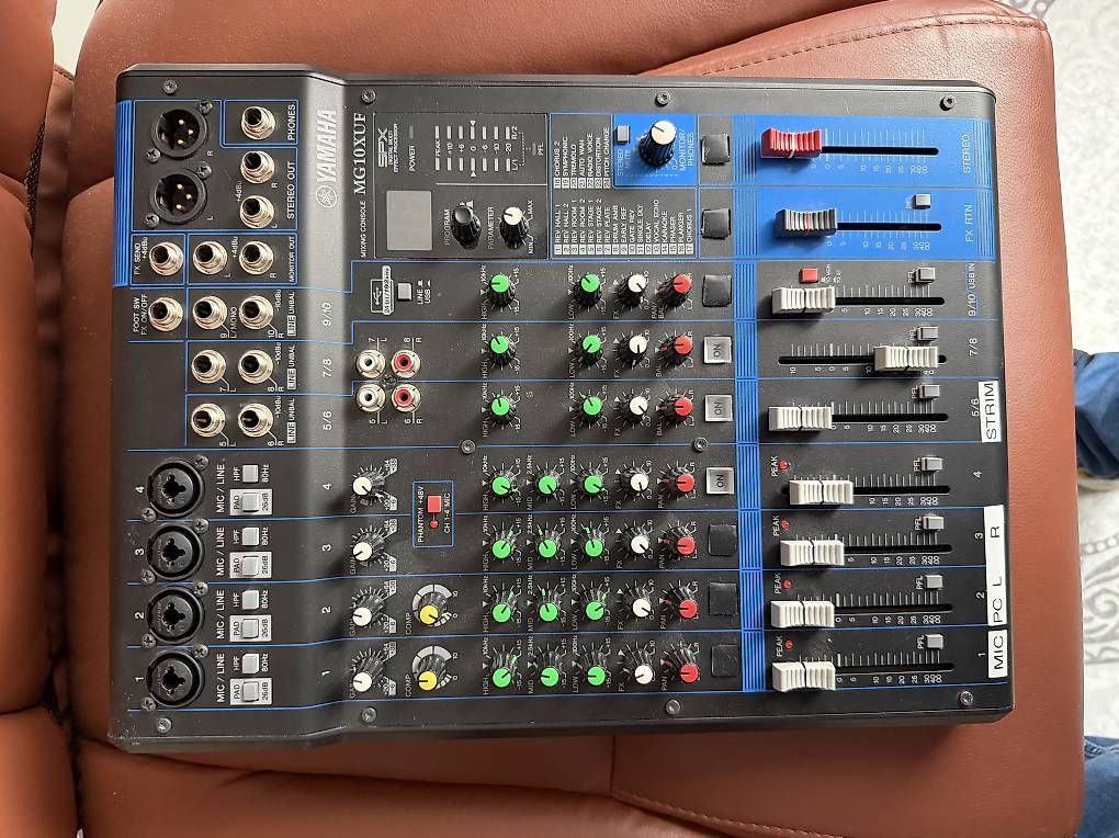 Console di mixaggio: Yamaha MG10XUF – Usato da Luzern venduto da Goran.1 1