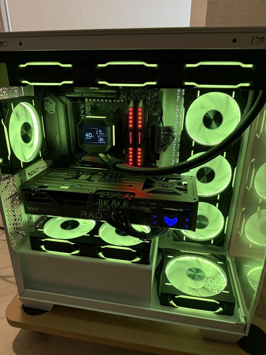 Amd PCs: Gaming PC AMD 7 9800X3D – Neu (gemäss Beschreibung) aus Schaffhausen von Targus901