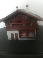 Faller 190051 Souvenirgeschäft mit Schweizer Poststelle