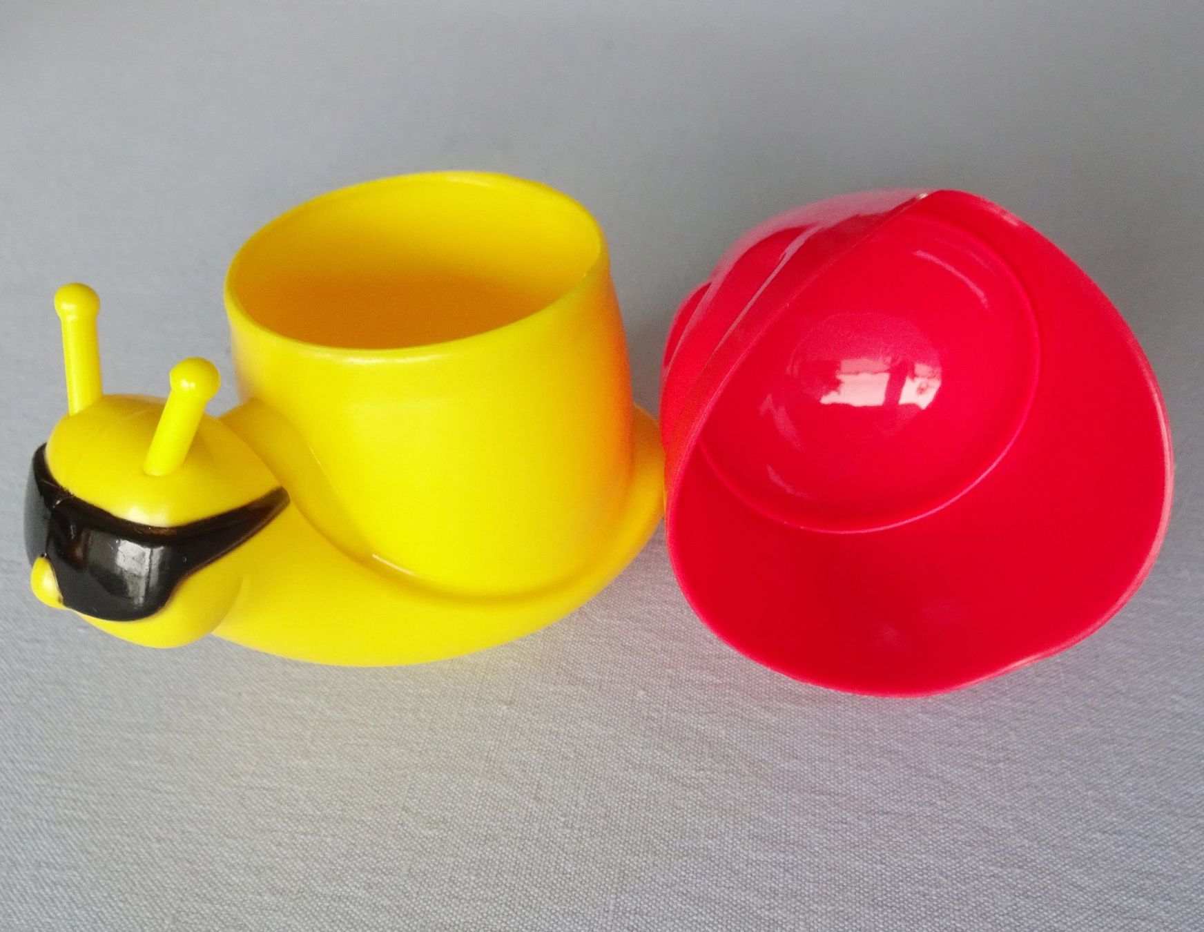 Statuette: Schnecke, ehemalige Glace-Verpackung – Usato da St.Gallen venduto da Paddington11 8