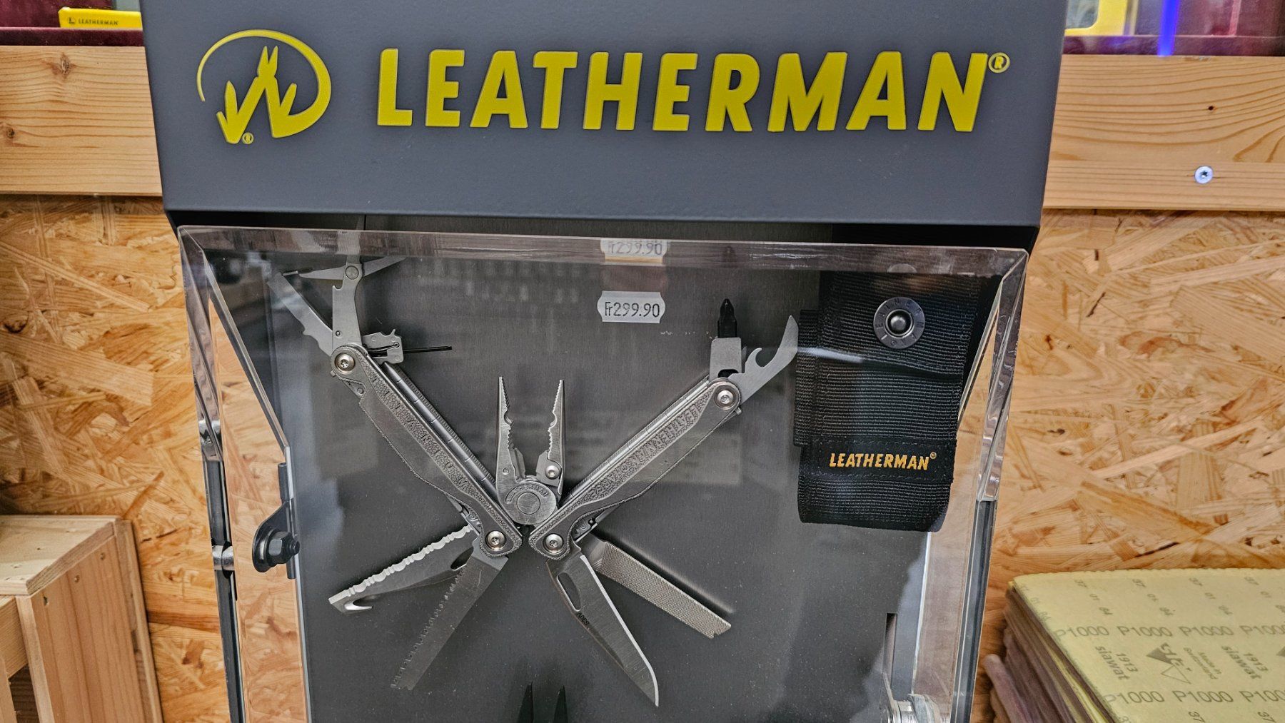 Leatherman Accessori: Leatherman CHARGE® TTI - TITANIUM – Nuovo e nell'imballaggio originale da Koppigen venduto da Bracher_Mail-House