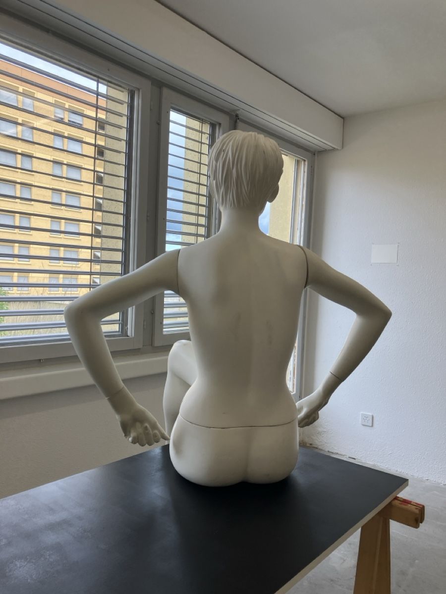 Altro in Decorazioni & Accessori: Schaufensterpuppe Frau sitzend – Usato da Zürich venduto da eti_6pbl 2