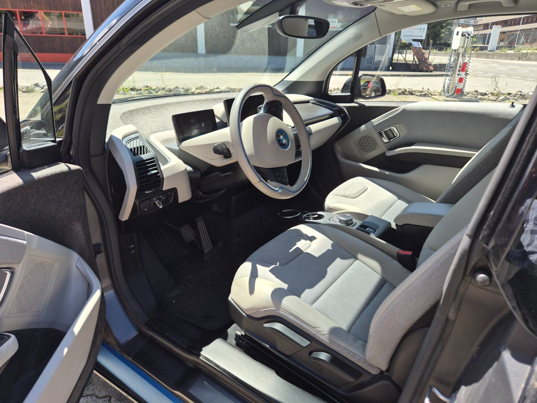 BMW Autos: BMW i3 94Ah – Gebraucht aus Zweisimmen von schloessli-garage 2